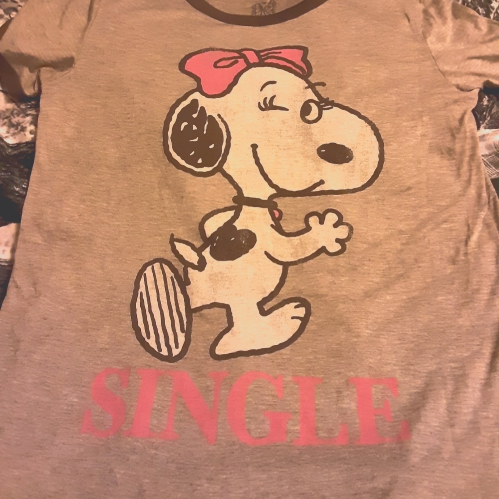 Peanuts Snoopy Belle Single Graphic T-Shirt Kohls Woman's Large Juniors XL